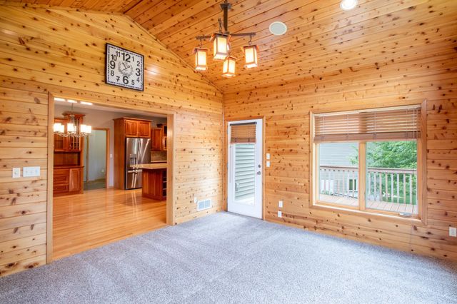 6739 Yellowstone Lane N, Maple Grove, MN 55311