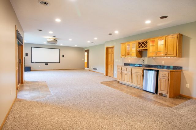6739 Yellowstone Lane N, Maple Grove, MN 55311
