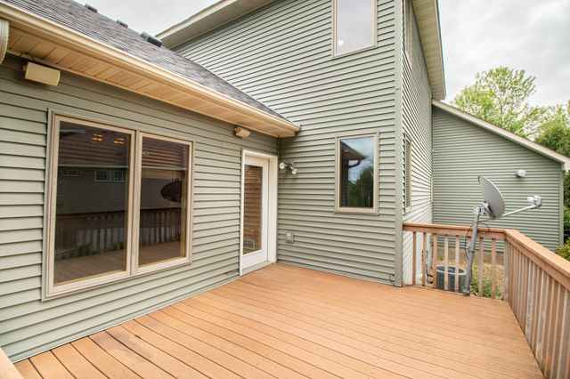 6739 Yellowstone Lane N, Maple Grove, MN 55311