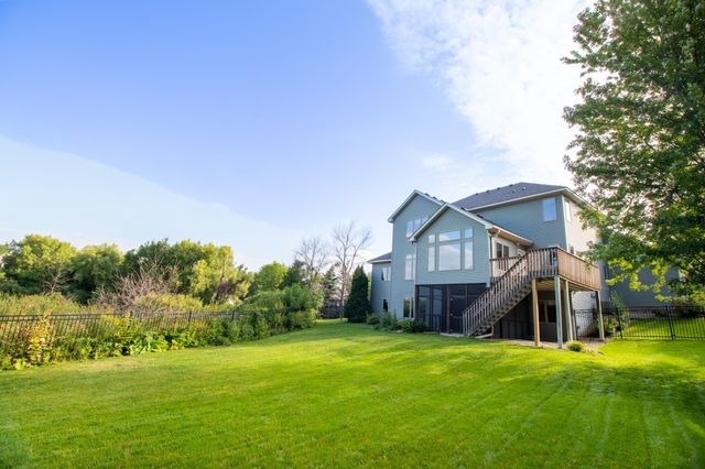 6739 Yellowstone Lane N, Maple Grove, MN 55311