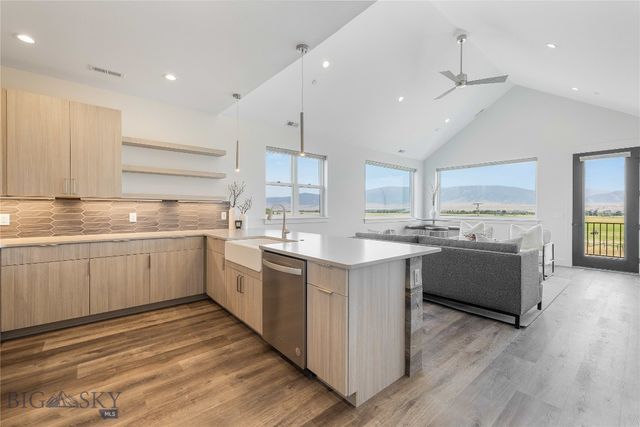 450 Loomis Way A, Ennis, MT 59729