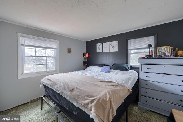 390 LINCOLNWAY DR, York, PA 17408