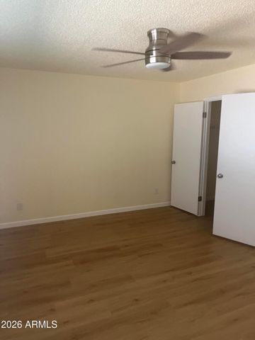 6502 W MERCER Lane, Glendale, AZ 85304