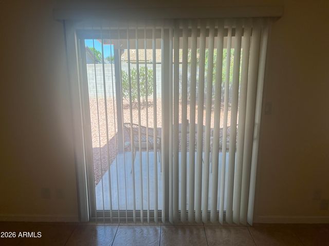 6502 W MERCER Lane, Glendale, AZ 85304