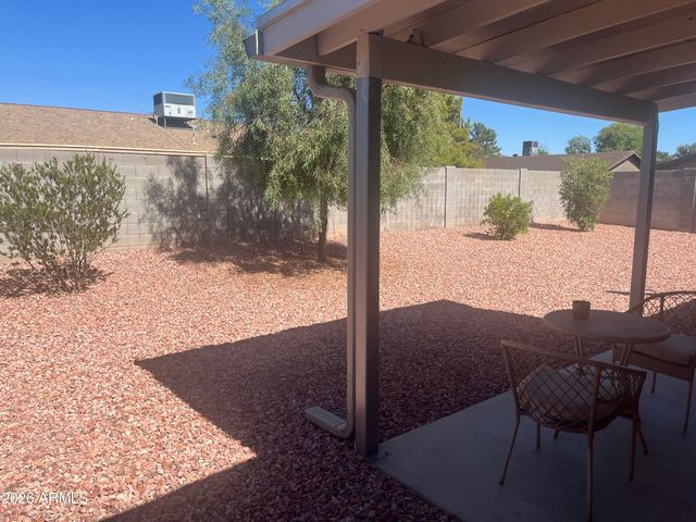 6502 W MERCER Lane, Glendale, AZ 85304