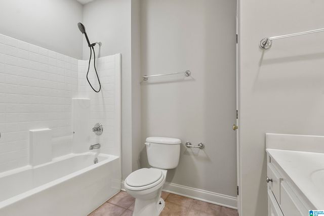 1514 26TH AVENUE E, Tuscaloosa, AL 35404