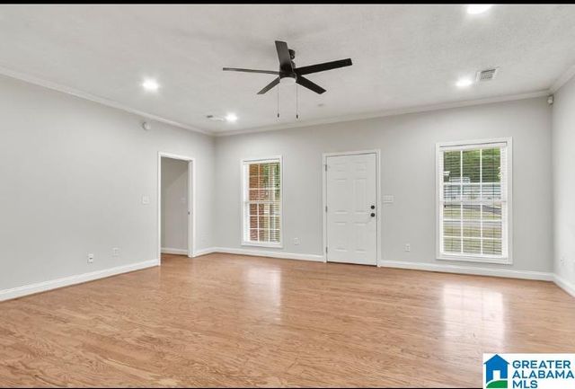 1514 26TH AVENUE E, Tuscaloosa, AL 35404