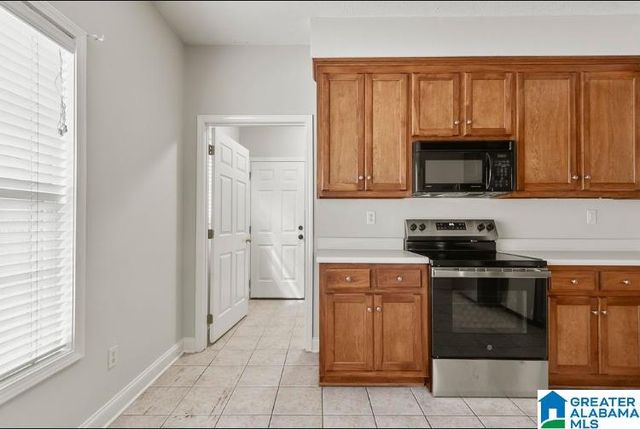 1514 26TH AVENUE E, Tuscaloosa, AL 35404
