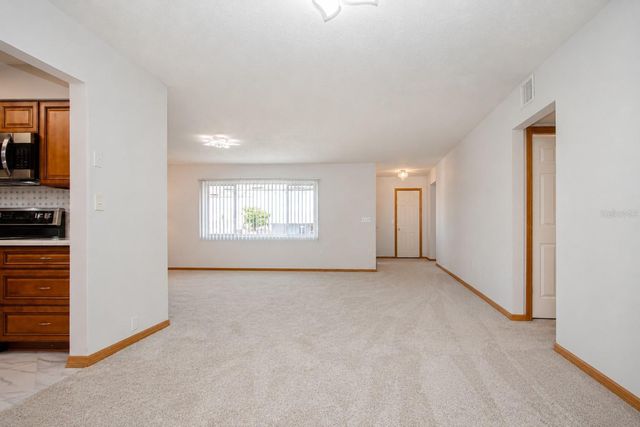 624 LA JOLLA AVENUE, Sun City Center, FL 33573