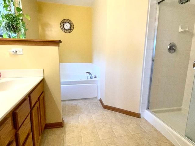 1056 Deertrail Court, Antioch, IL 60002