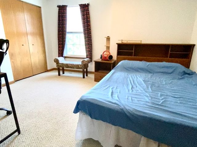 1056 Deertrail Court, Antioch, IL 60002