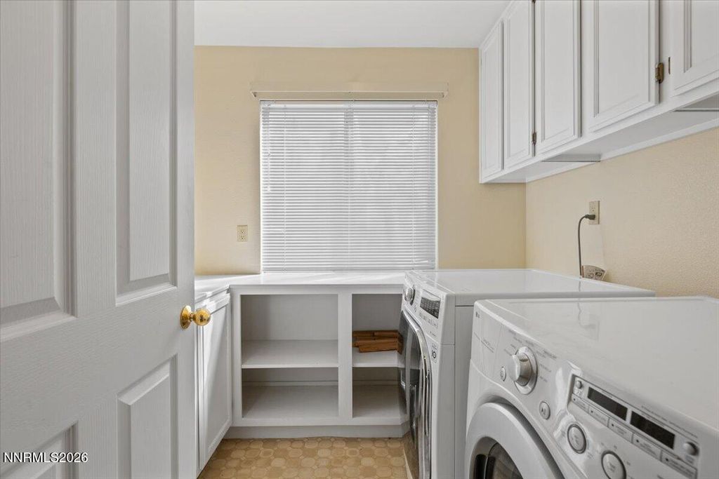 Image 27 of property listing at 6103 Carriage House Way, Reno, NV 89519