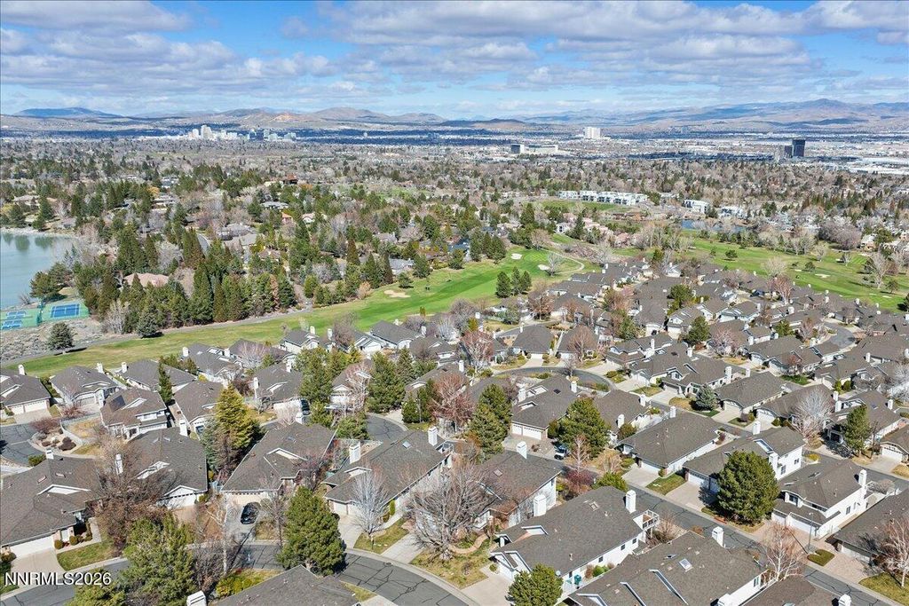 Image 33 of property listing at 6103 Carriage House Way, Reno, NV 89519