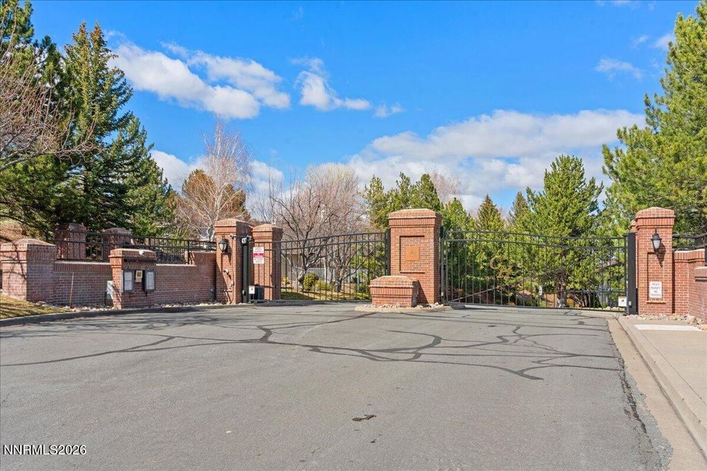 Image 41 of property listing at 6103 Carriage House Way, Reno, NV 89519