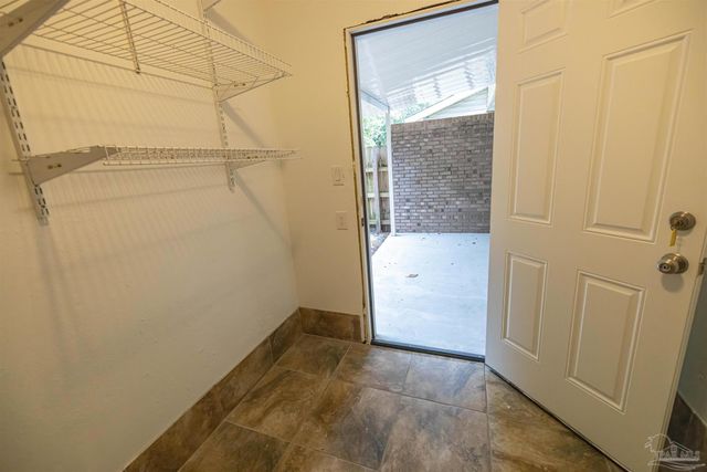 740 N Fairfield Dr, Pensacola, FL 32506