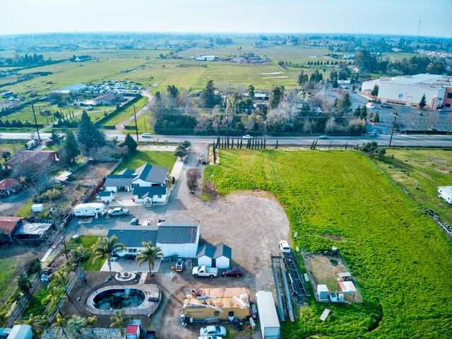 8567 Bradshaw, Elk Grove, CA 95624