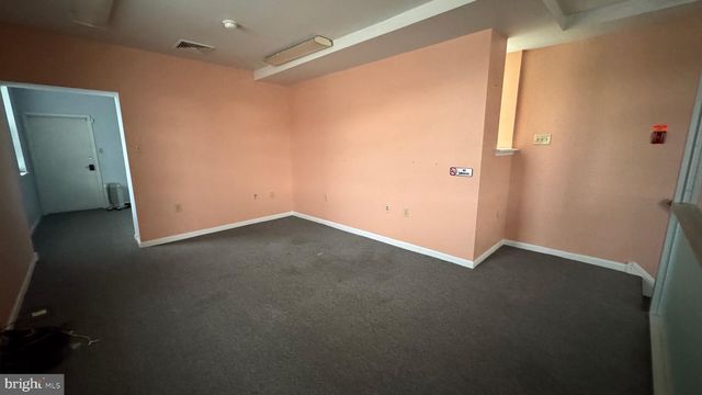 1040 E PASSYUNK AVE, Philadelphia, PA 19147