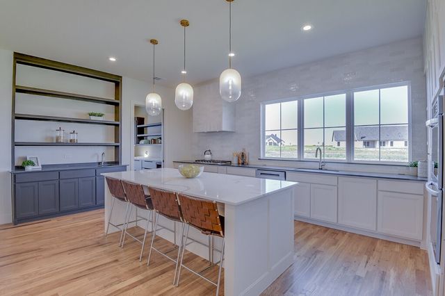 3020 Stonebriar Drive, Waxahachie, TX 75165