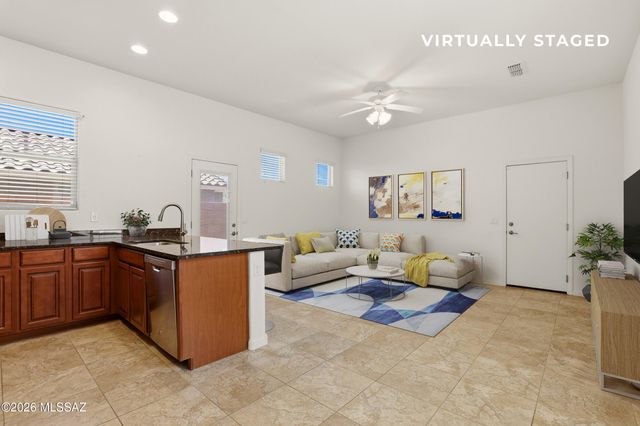 5475 W Dry Creek Court, Marana, AZ 85658