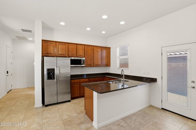 5475 W Dry Creek Court, Marana, AZ 85658