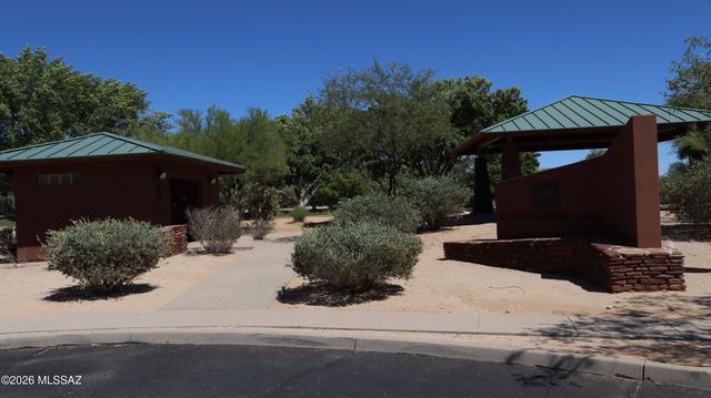 5475 W Dry Creek Court, Marana, AZ 85658