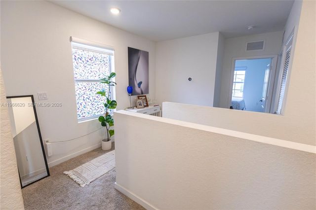 613 NE 5th Way, Florida City, FL 33034