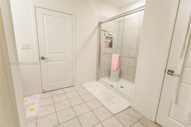 613 NE 5th Way, Florida City, FL 33034