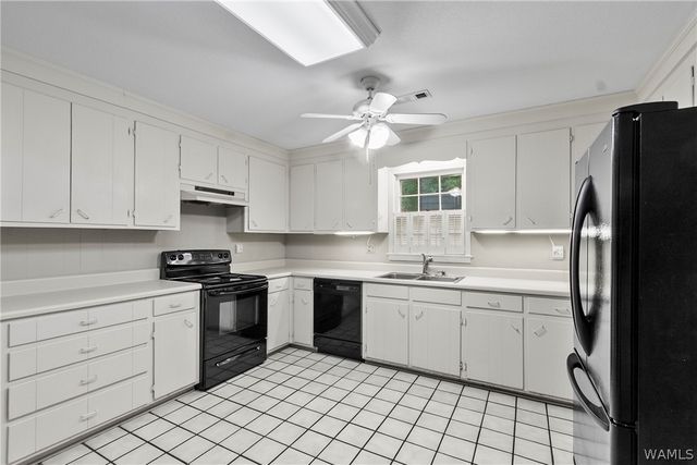 1812 25th Way E, Tuscaloosa, AL 35404