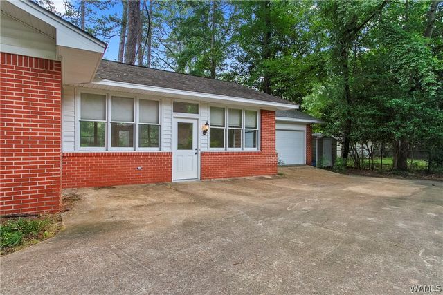 1812 25th Way E, Tuscaloosa, AL 35404