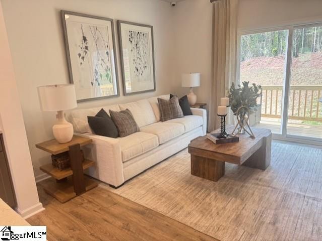 70 Broad River Way, Greenville, SC 29607