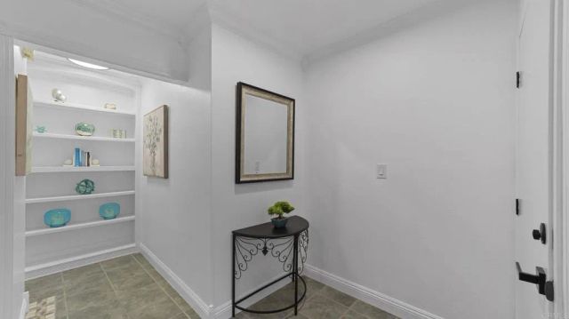 2517 Navarra Drive 1B, Carlsbad, CA 92009