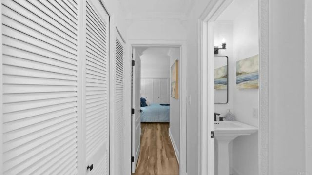 2517 Navarra Drive 1B, Carlsbad, CA 92009