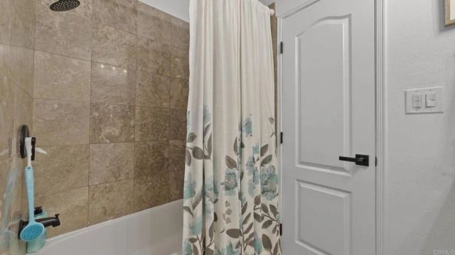 2517 Navarra Drive 1B, Carlsbad, CA 92009