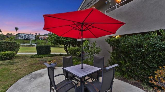 2517 Navarra Drive 1B, Carlsbad, CA 92009