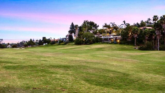 2517 Navarra Drive 1B, Carlsbad, CA 92009