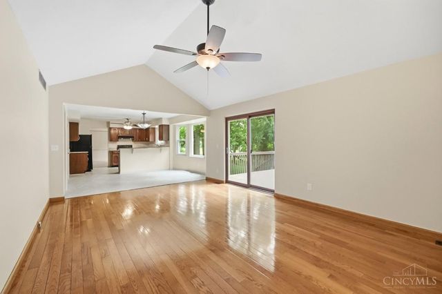 7590 Rolling Meadows Drive, West Chester, OH 45069