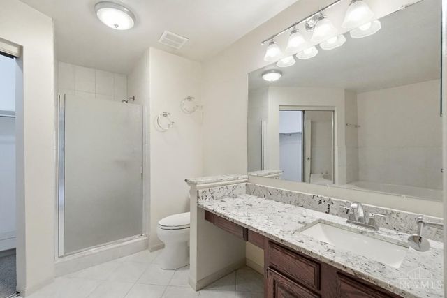 7590 Rolling Meadows Drive, West Chester, OH 45069