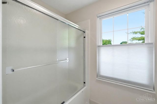 7590 Rolling Meadows Drive, West Chester, OH 45069