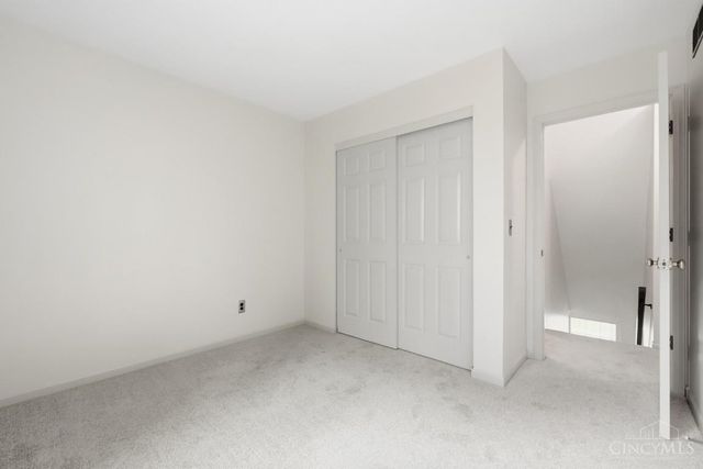 7590 Rolling Meadows Drive, West Chester, OH 45069