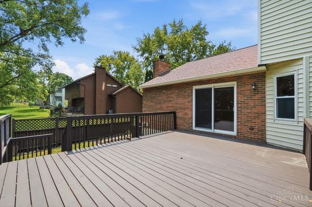 7590 Rolling Meadows Drive, West Chester, OH 45069