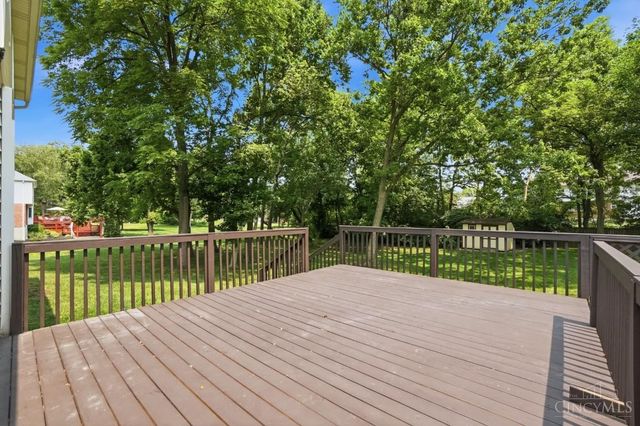 7590 Rolling Meadows Drive, West Chester, OH 45069
