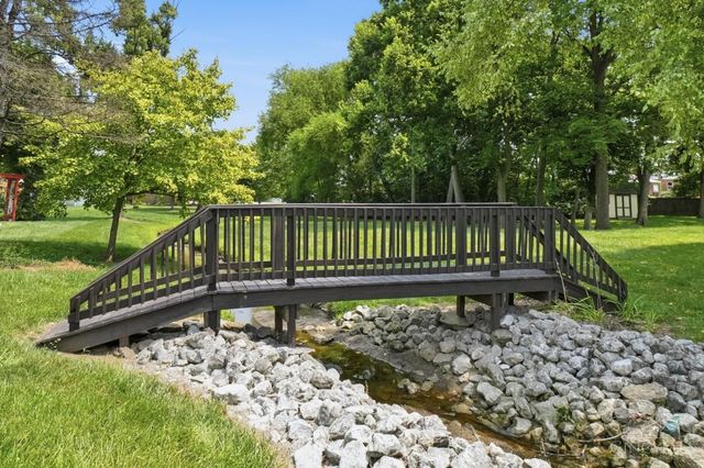 7590 Rolling Meadows Drive, West Chester, OH 45069