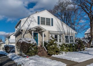 60 Washington Street, Belmont, MA 02478