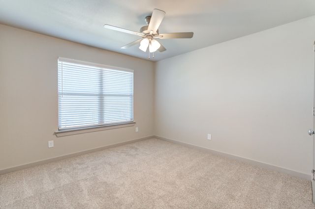 615 E 13th Street, Wolfforth, TX 79382