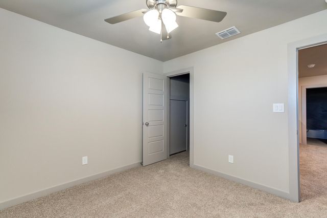 615 E 13th Street, Wolfforth, TX 79382