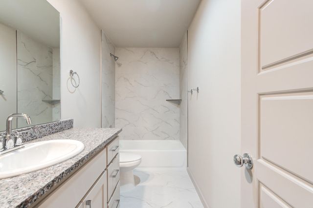 615 E 13th Street, Wolfforth, TX 79382