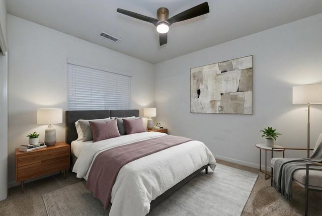 3202 Everglade Avenue, Clovis, CA 93619