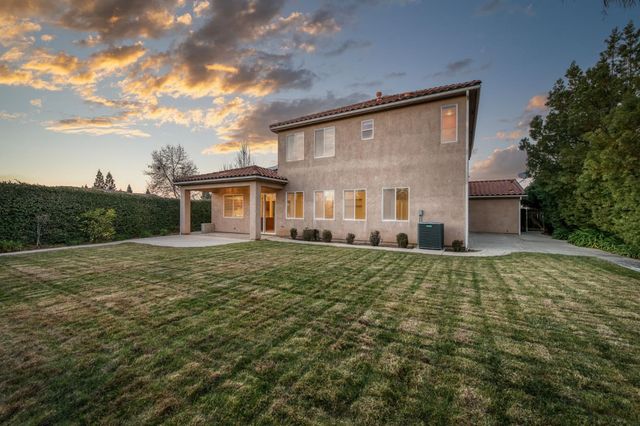 3202 Everglade Avenue, Clovis, CA 93619