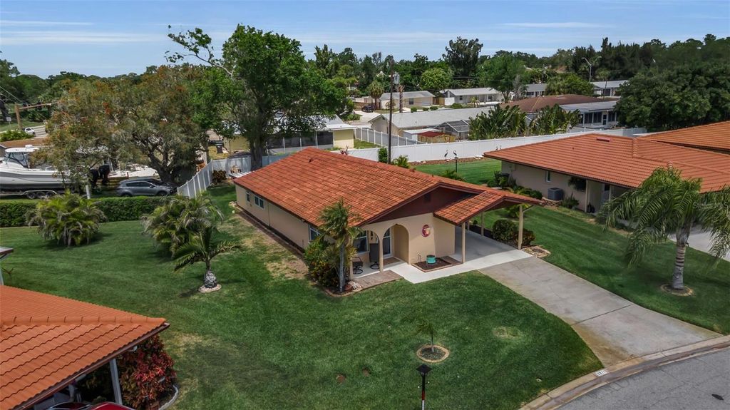 Image 2 of property listing at 3311 MERCER ROAD 3311, Bradenton, FL 34207