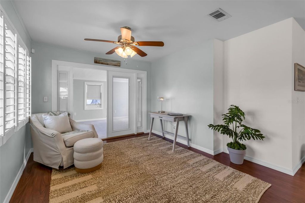 Image 23 of property listing at 3311 MERCER ROAD 3311, Bradenton, FL 34207